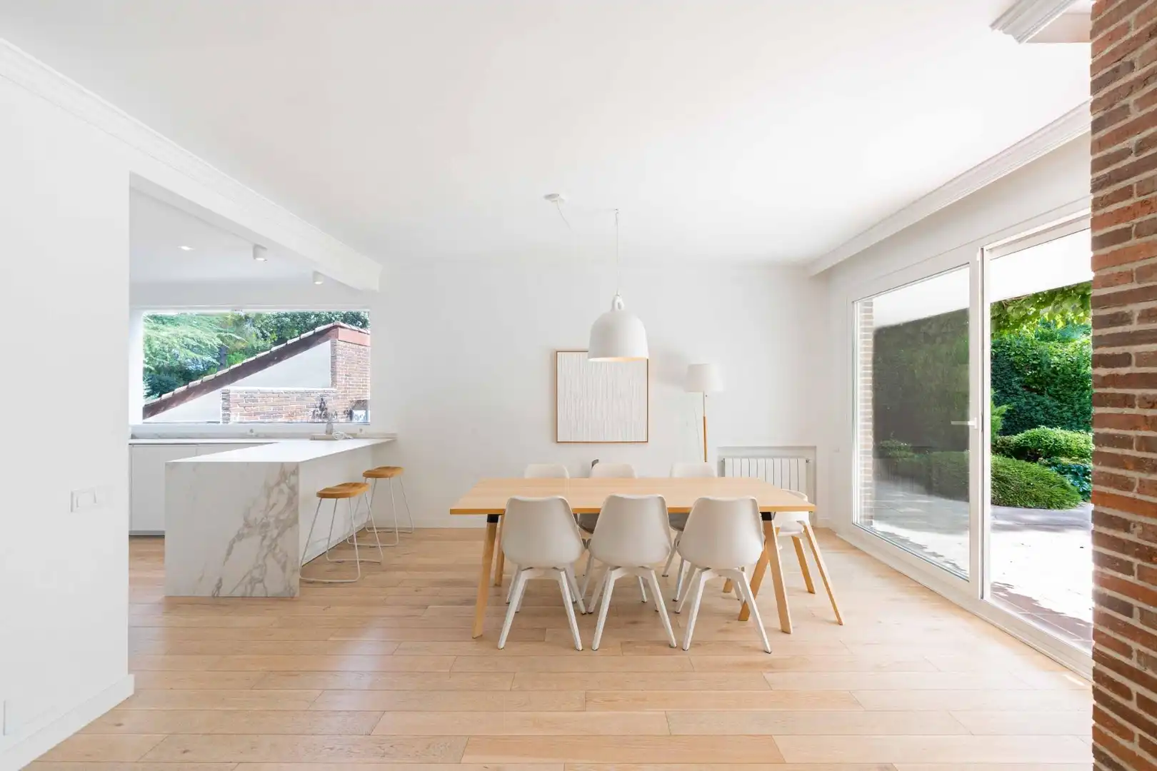 Casa aparellada amb piscina de lloguer a Urbanización Este - Montepríncipe, imagen 8