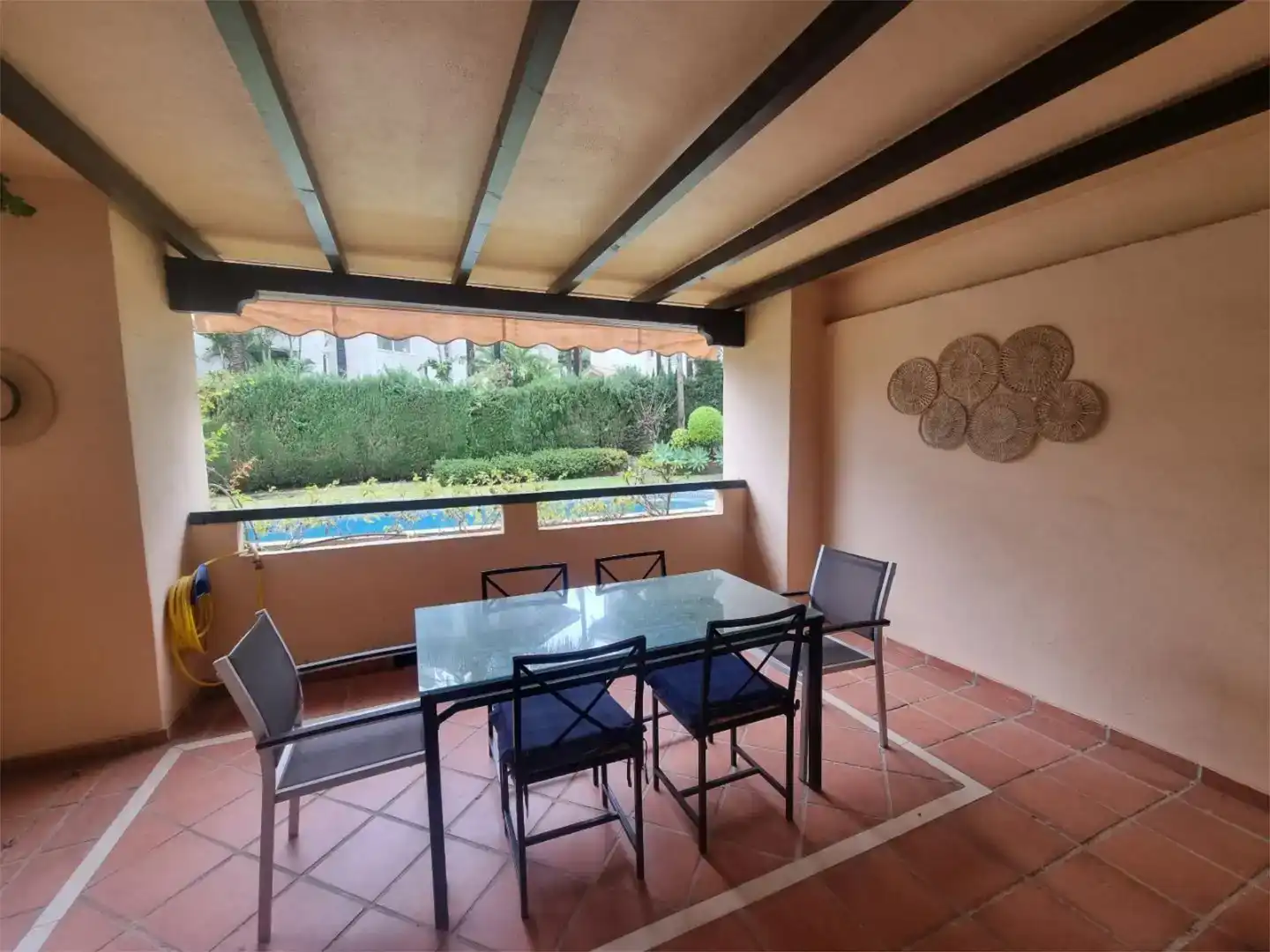 Terrassa de Pis de lloguer en Marbella amb Aire condicionat i Piscina