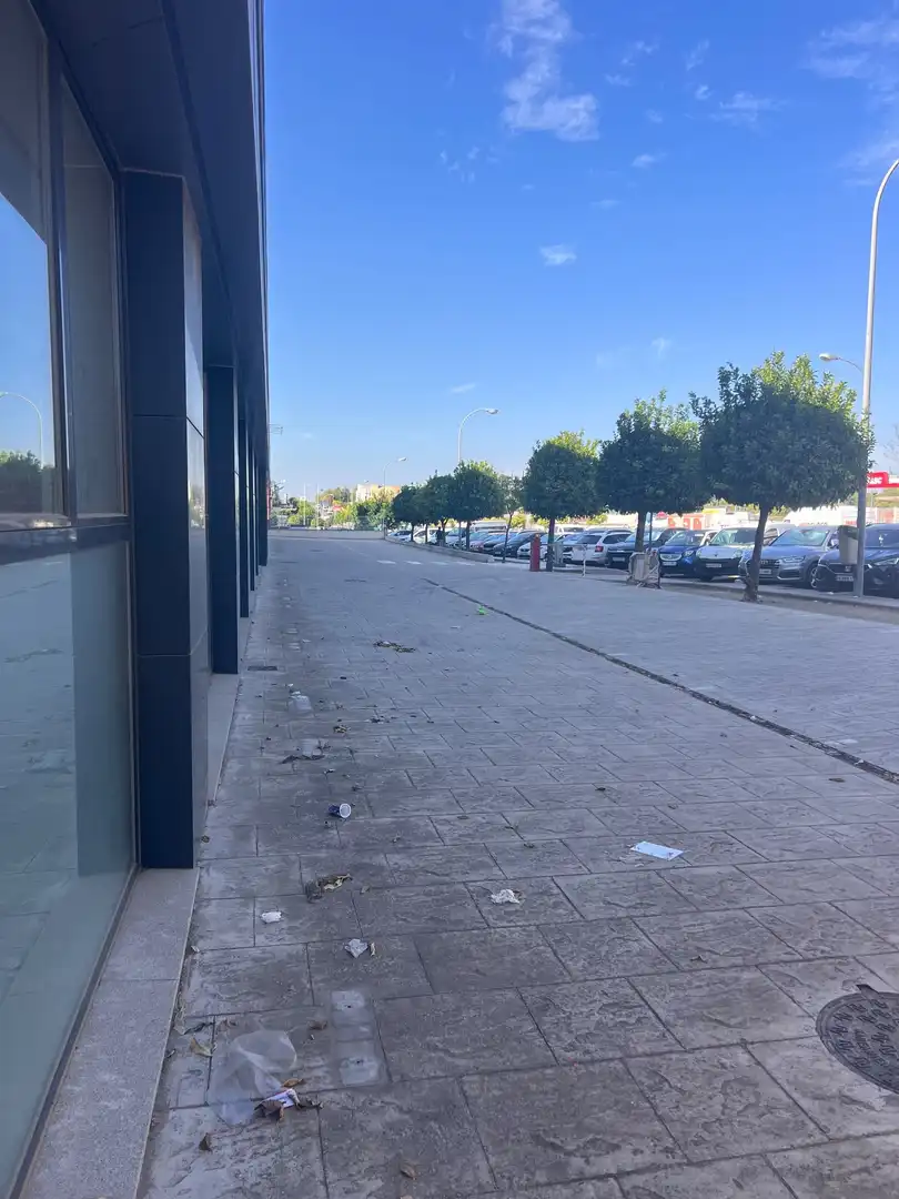 Mixt residencial amb ascensor de lloguer a Artesania 22, imagen 3