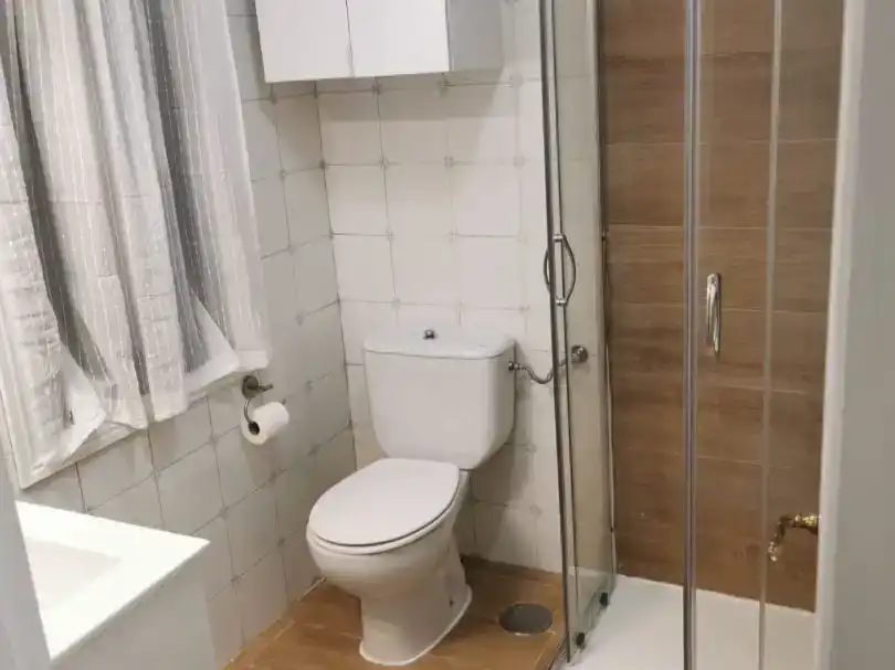 Bathroom of Study for rent in Madrid  with Furnished and Balcony