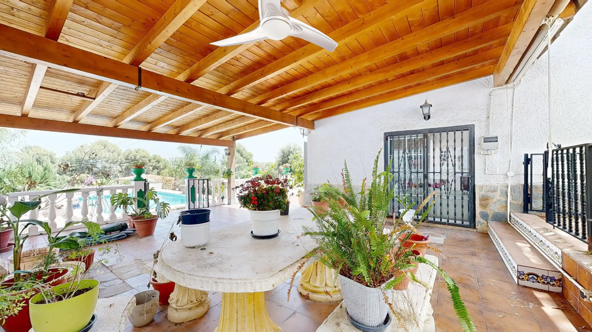 Terraza de Casa o chalet en venta en Chiva con Terraza, Trastero y Piscina