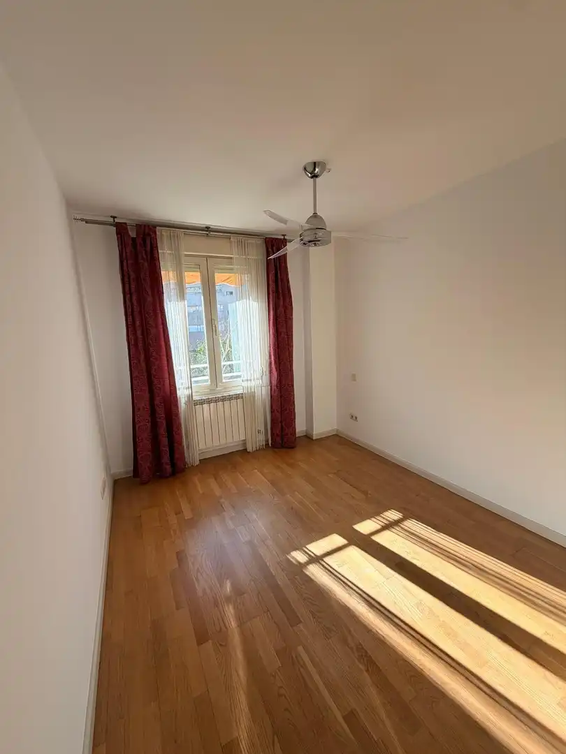 Habitación de Piso en venta en Madrid con Aire acondicionado, Calefacción y Trastero