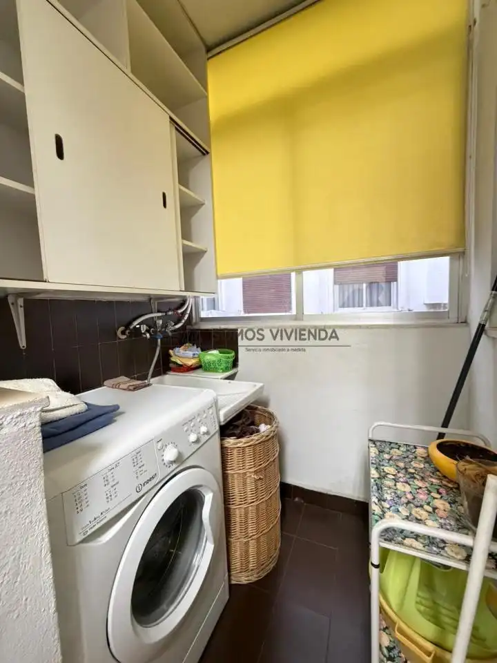 Cocina de Piso de alquiler en Ourense Capital  con Calefacción y Amueblado