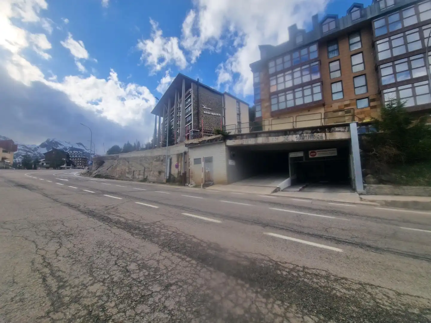 Garatge en venda a Calle UNICA AG CANDANCHU, 4, Aisa