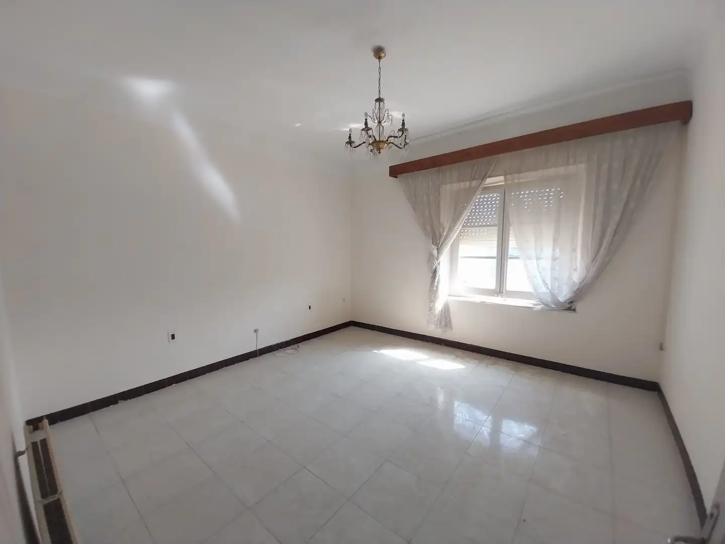 Sala de estar de Casa adosada en venta en Bellcaire d'Empordà con Trastero y Amueblado