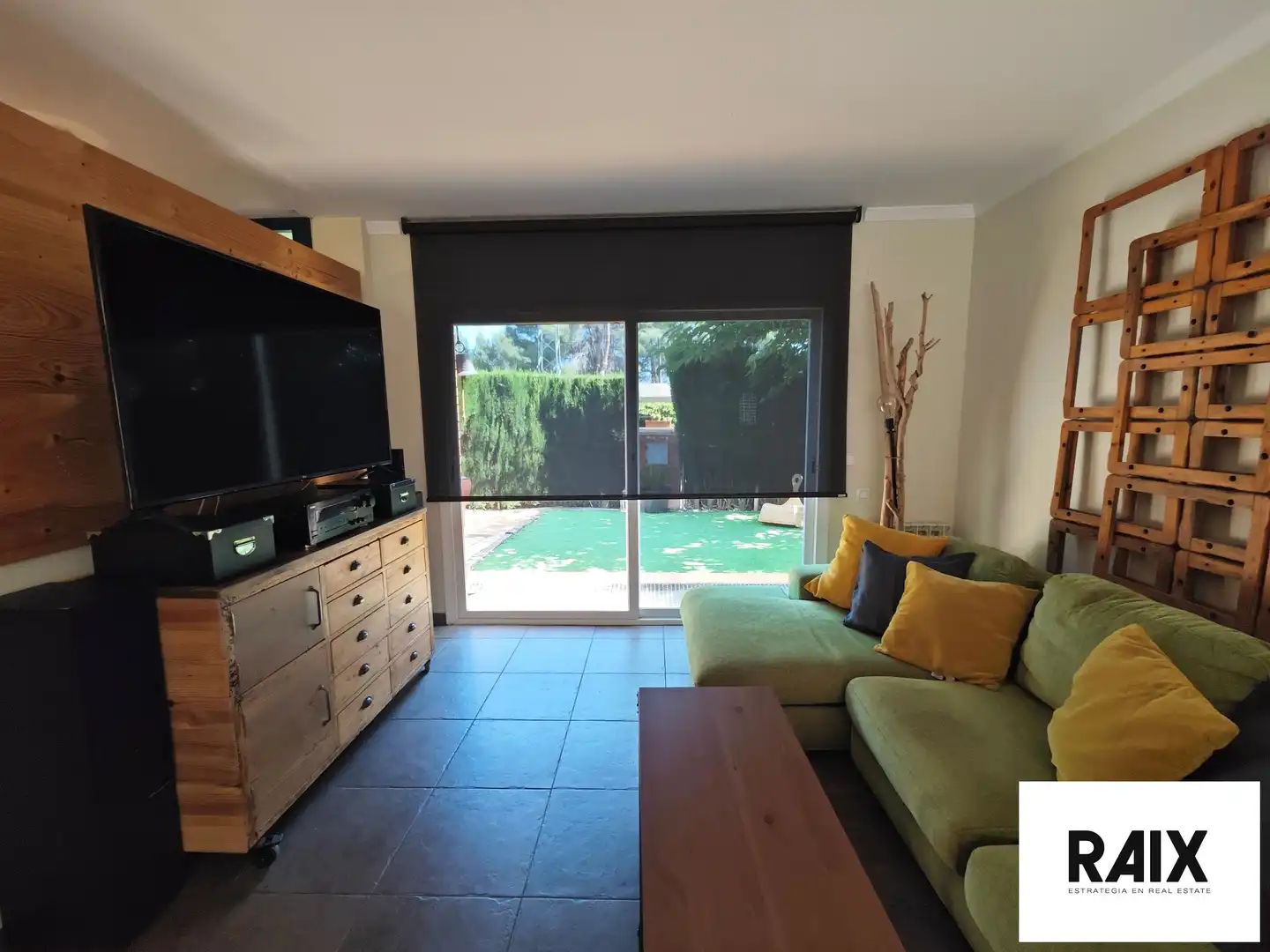Casa adosada en venta en Carrer Garbi, Viladecavalls