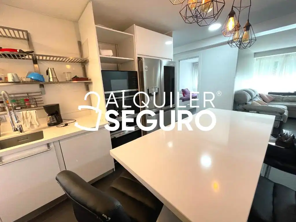 Kitchen of Flat for rent in Madrid  with Air Conditioner, Heating and Furnished
