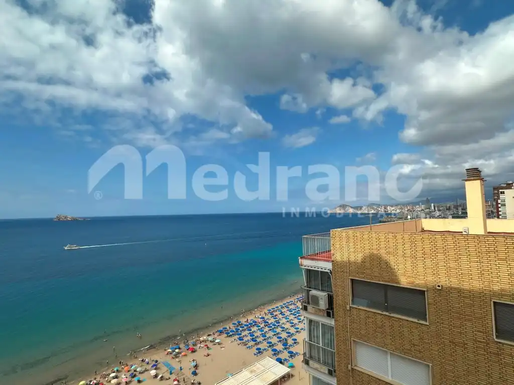 Exterior view of Flat for sale in Benidorm  with Air Conditioner, Private garden and Swimming Pool