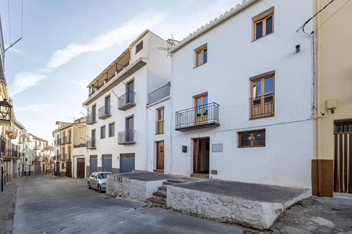 Vista exterior de Casa o xalet en venda en Alhama de Granada amb Terrassa, Moblat i Balcó
