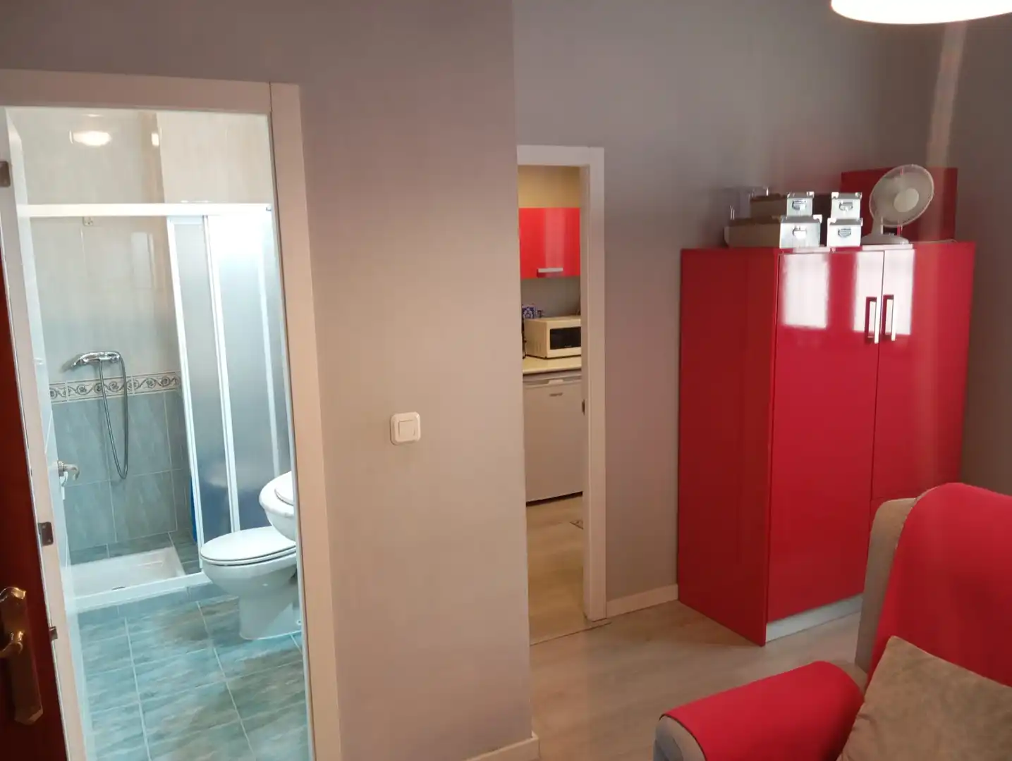 Einfamilien-Reihenhaus zum Verkauf in Granada mit Heizung, Parkett und Terrasse