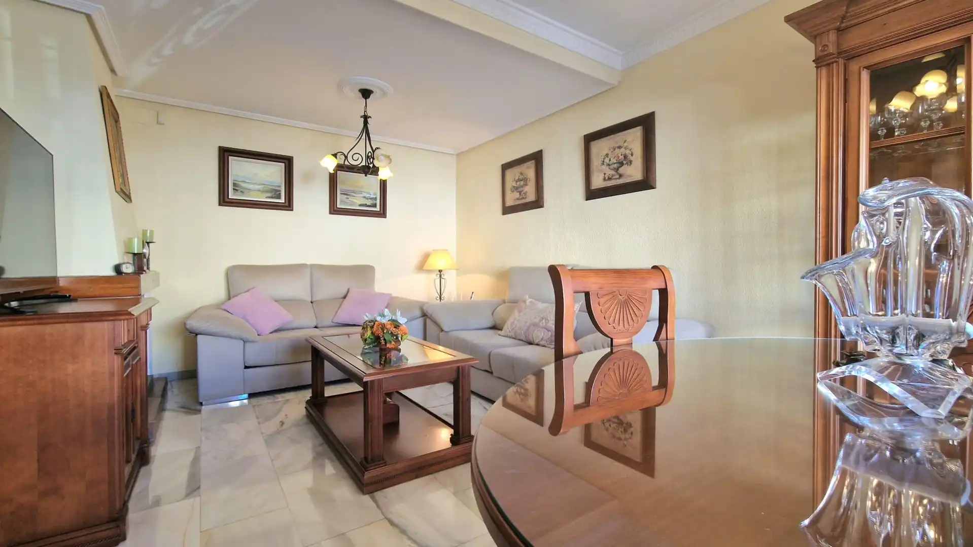 Casa adosada en venta en Calle del Río Darro, Centro