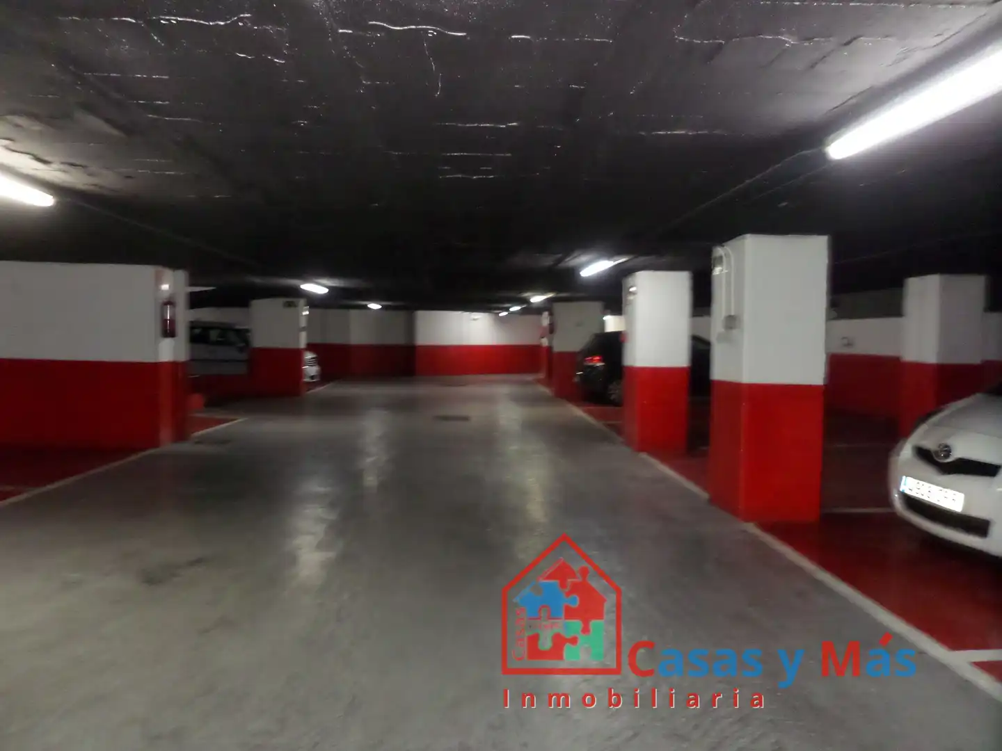 Garage for rent in Calle de Jacometrezo, Sol