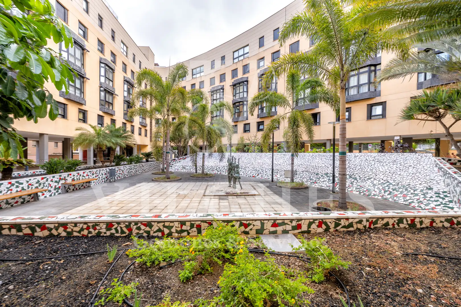 Vista exterior de Dúplex de alquiler en Las Palmas de Gran Canaria con Trastero