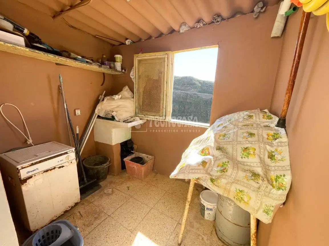 Country house zum Verkauf in C. la Degollada, Santa María de Guía de Gran Canaria