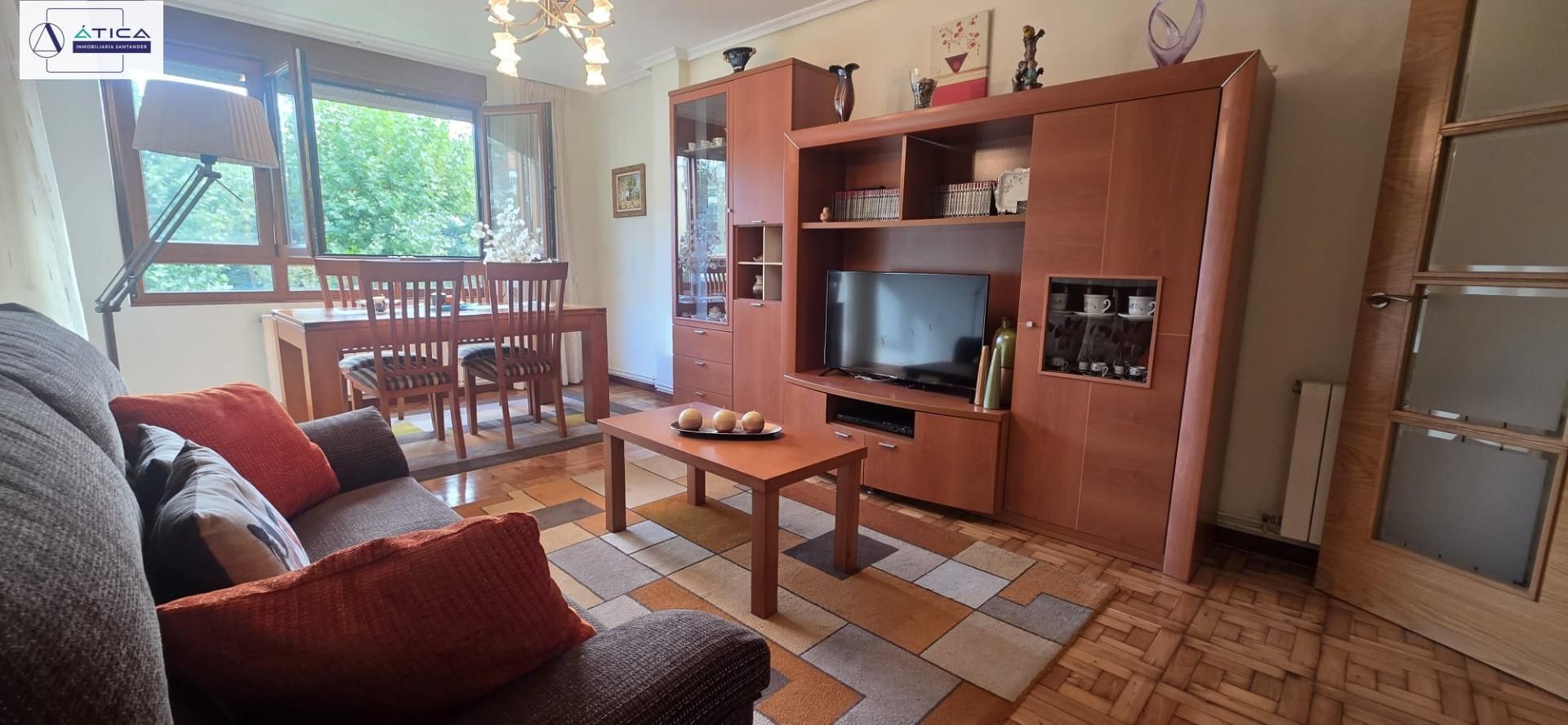 Wohnzimmer von Wohnung zum verkauf in Cabezón de la Sal mit Heizung und Terrasse