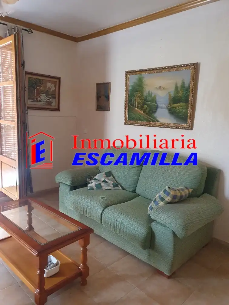 Sala d'estar de Casa adosada en venda en Nevada amb Calefacció i Balcó
