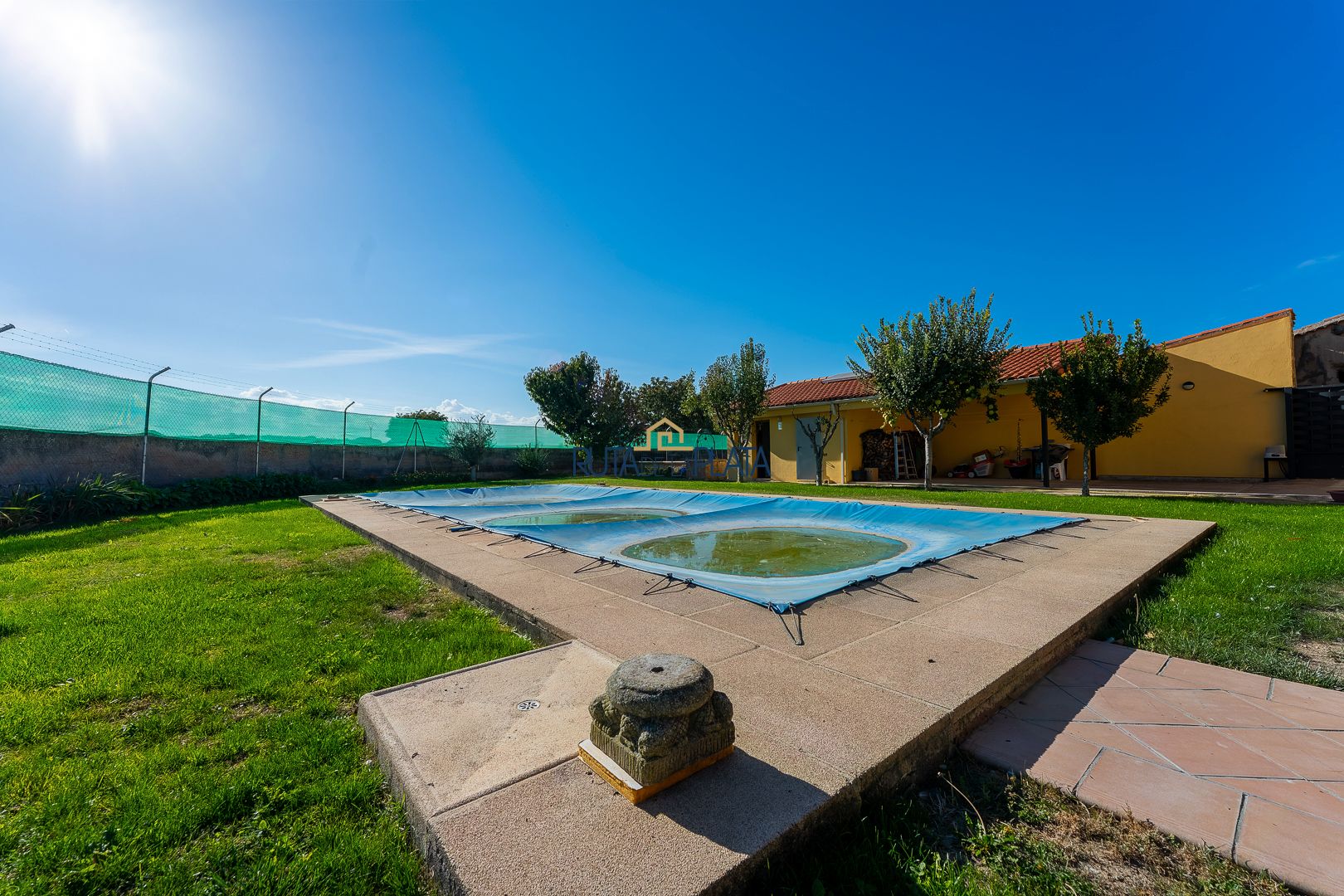 Piscina de Casa o xalet en venda en Madridanos amb Calefacció, Jardí privat i Piscina