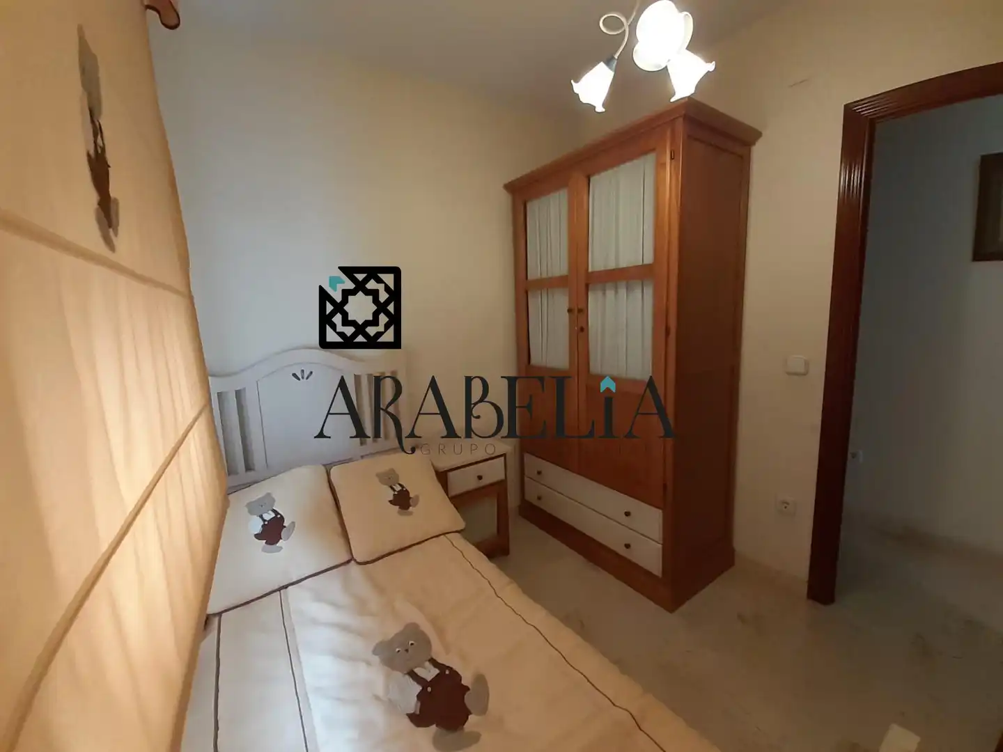 Schlafzimmer von Wohnung zum Verkauf in Córdoba mit Möbliert