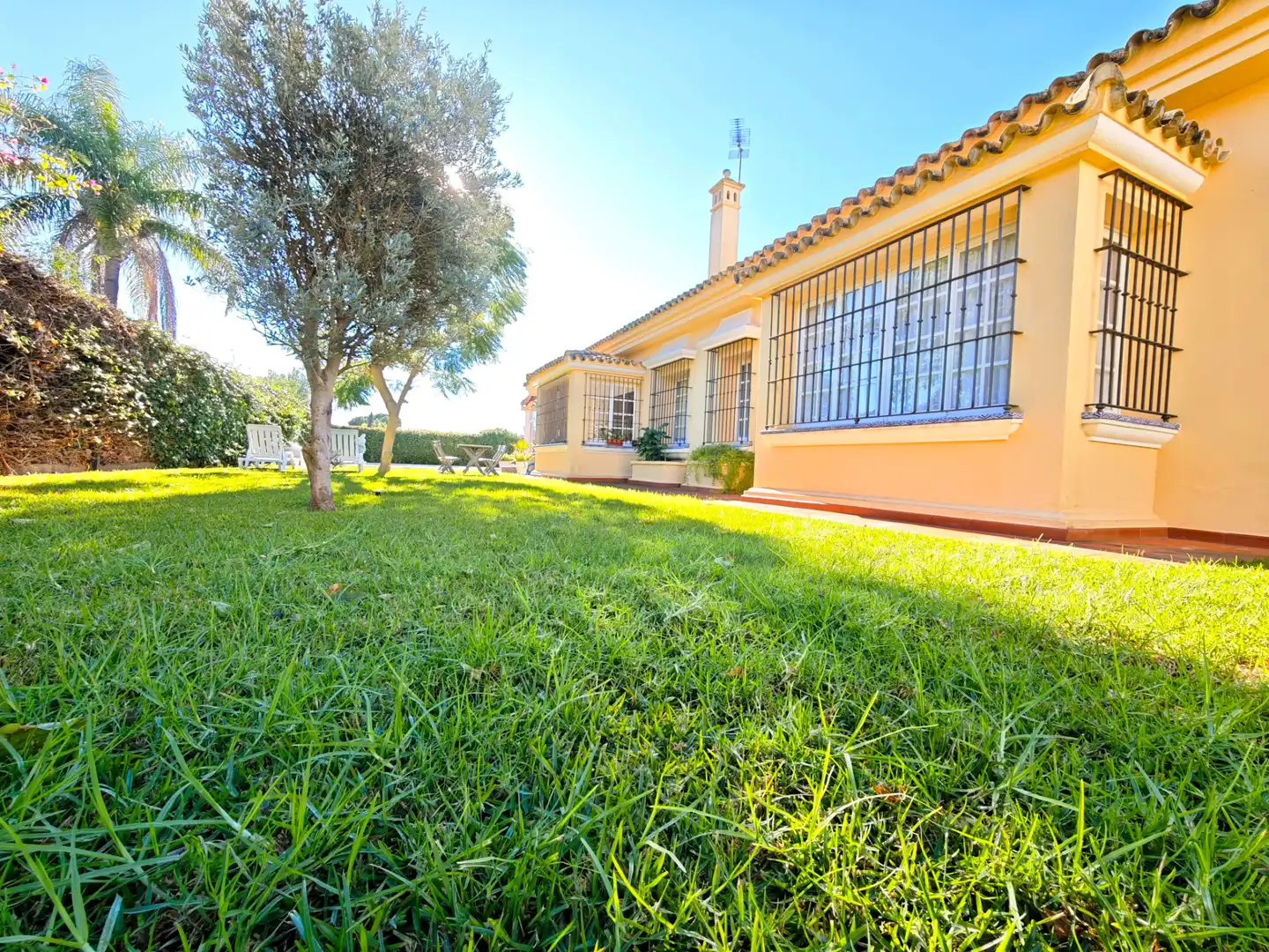 Jardí de Casa o xalet en venda en Chiclana de la Frontera amb Aire condicionat, Calefacció i Jardí privat