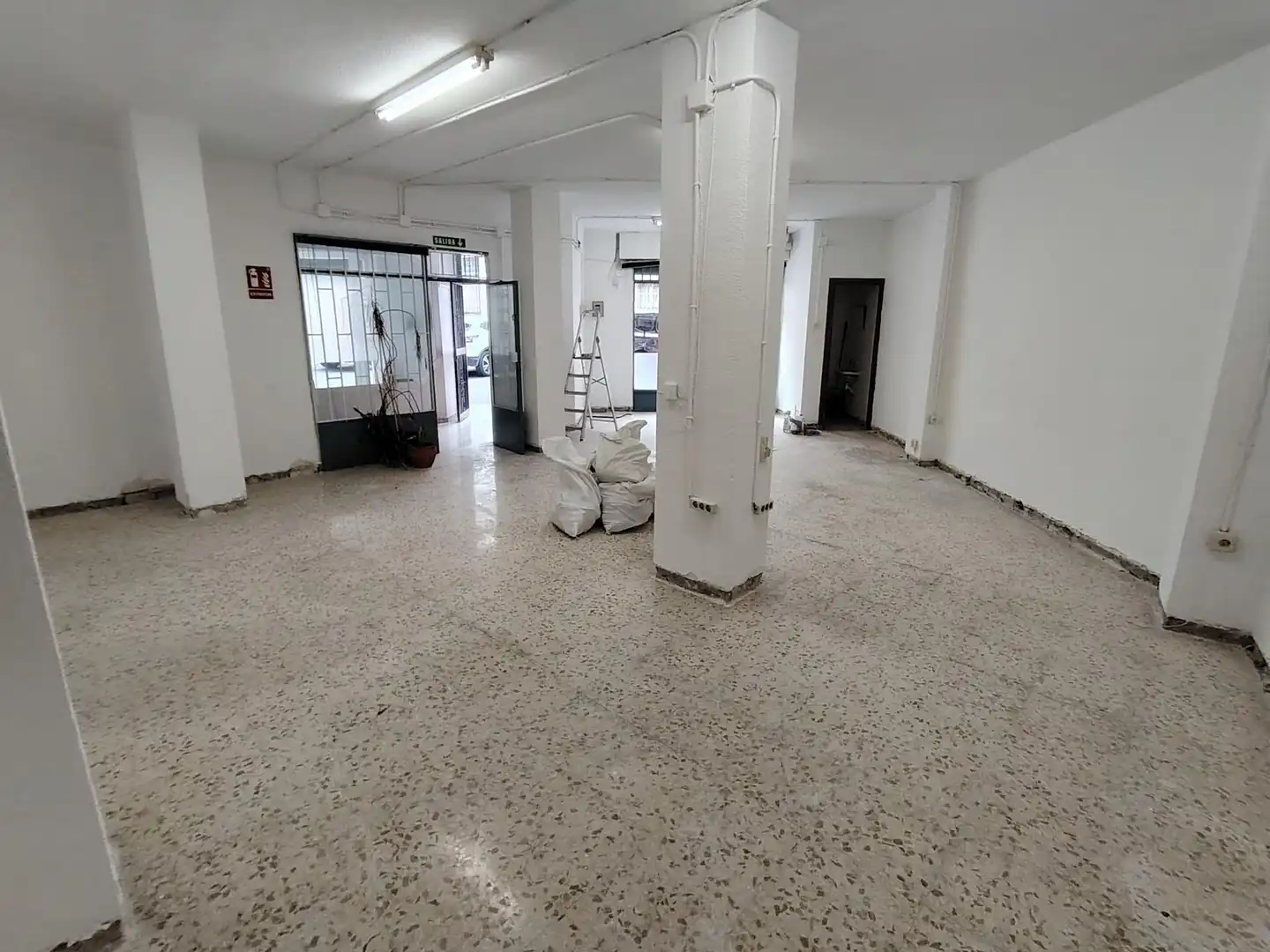 Business premises to rent in Avenida Andalucía 39, imagen 3