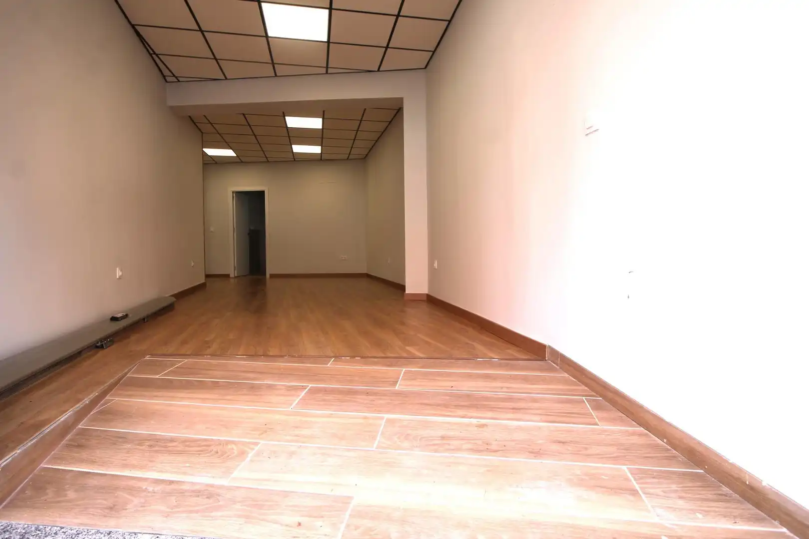 Local comercial en venda a Calle del Plátano 23, imagen 15