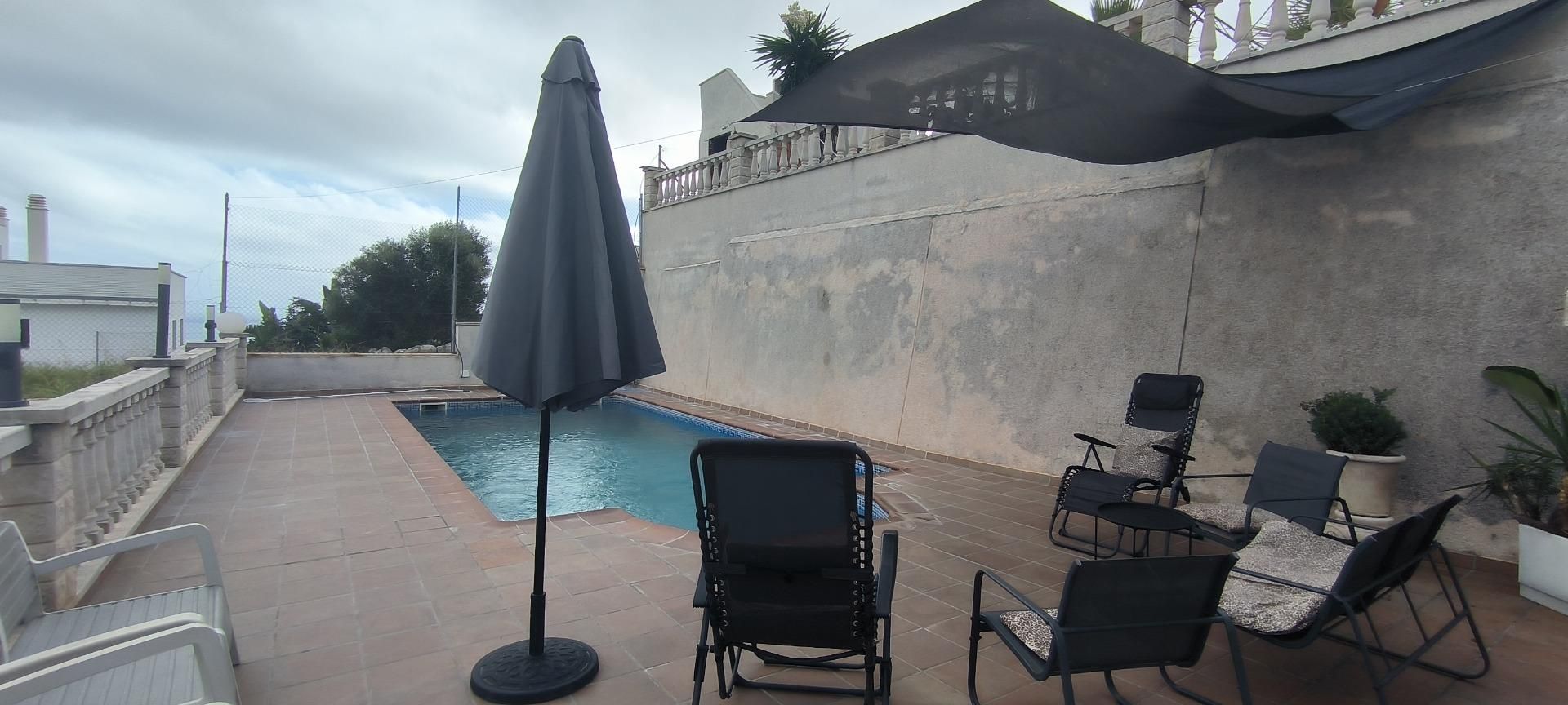 Piscina de Casa o xalet en venda en Calafell amb Calefacció, Jardí privat i Terrassa