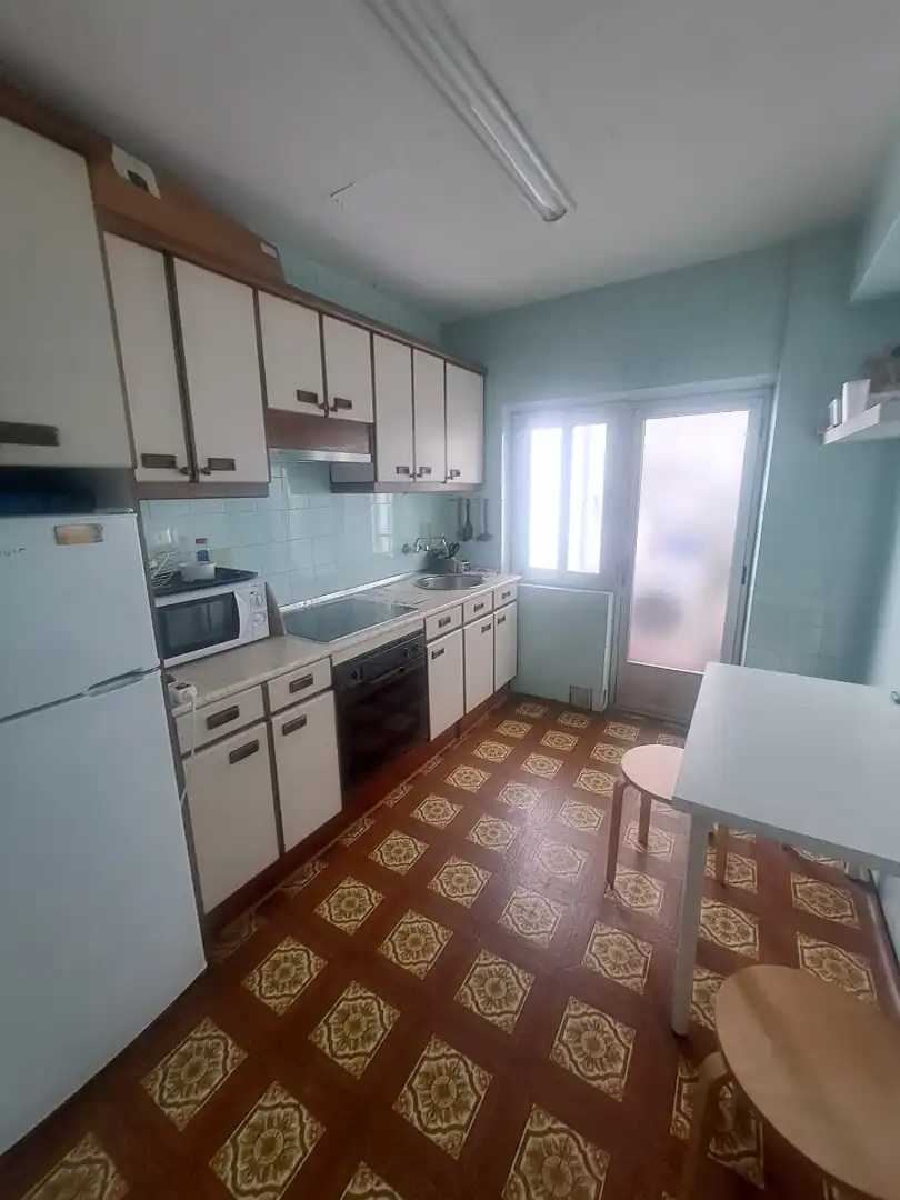Flat with terrace to rent in Avenida de Portugal 26, imagen 11