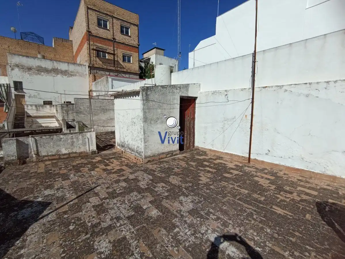 Exterior view of Houses for sale in Alcalá de Guadaira  with Storage room