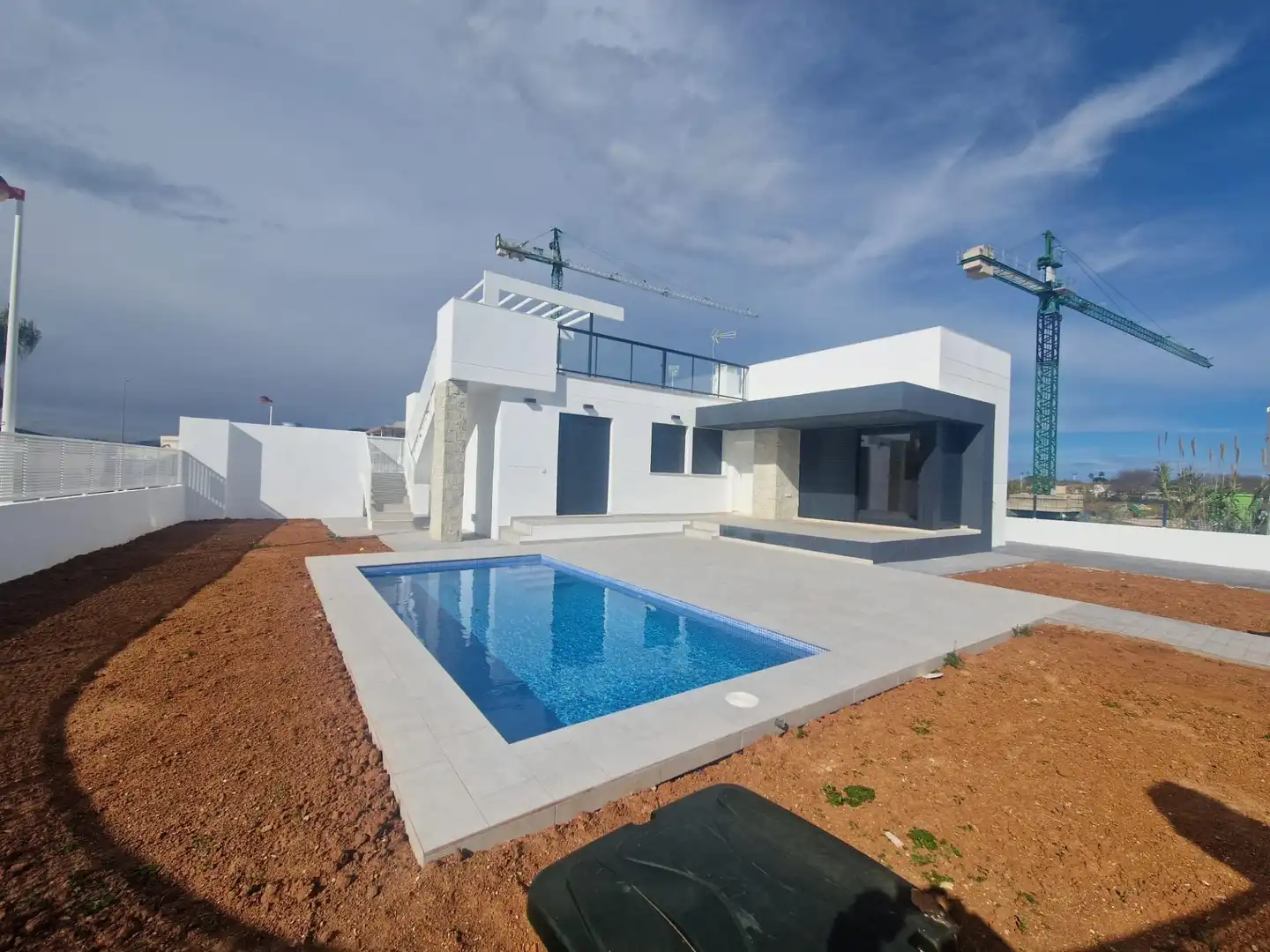 Villa con piscina in vendita a Calle Diez