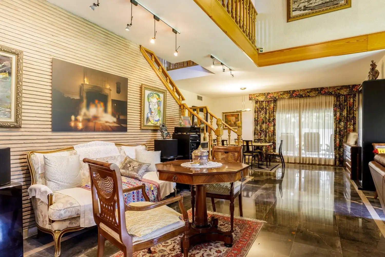 Living room of Houses for sale in Zaragoza  with Air Conditioner, Heating and Private garden