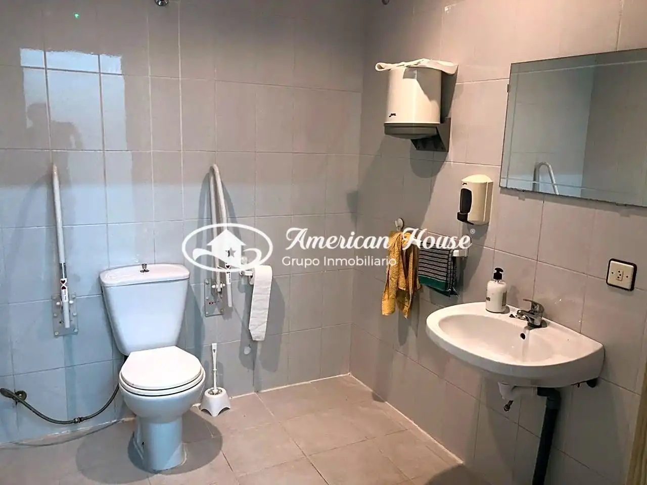 Business premises for sale in Núcleo urbano, imagen 4