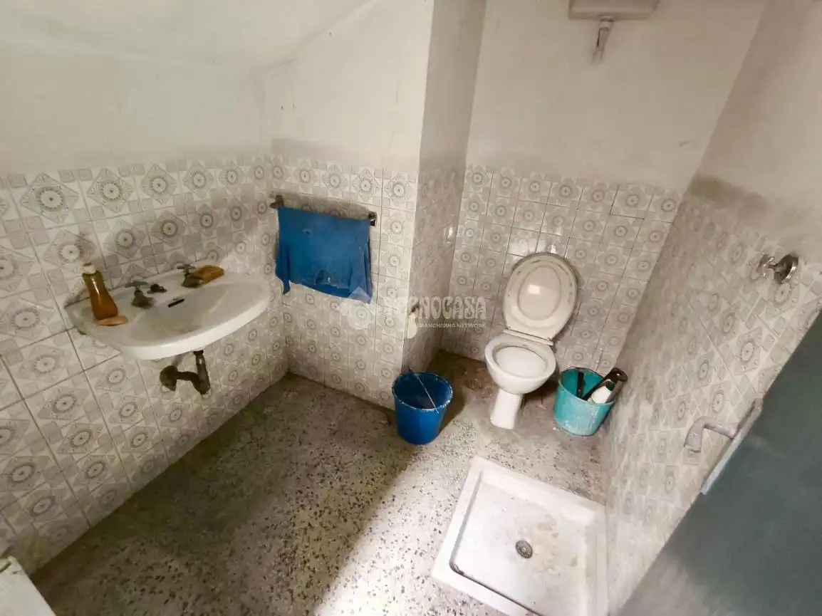 Baño de Local en venta en Gijón 