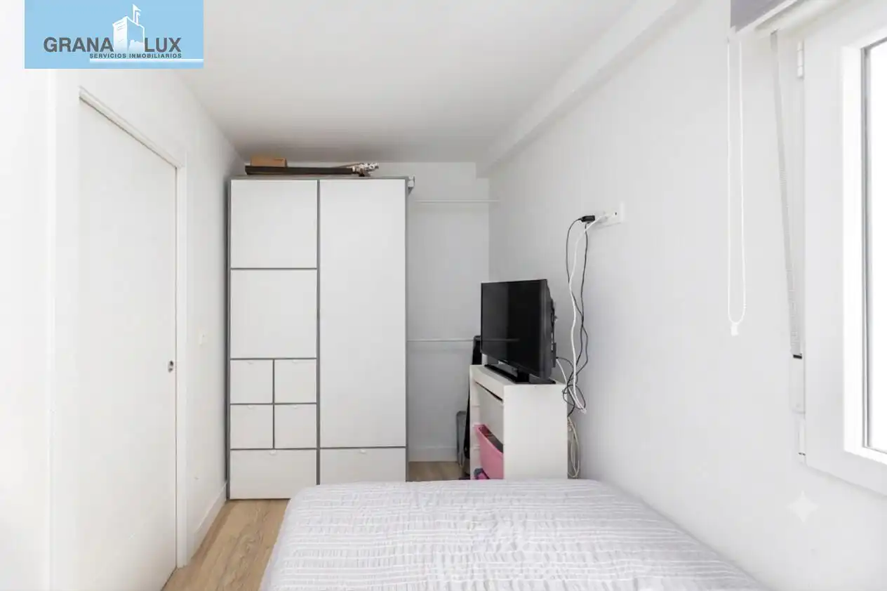 Schlafzimmer von Wohnung zur Miete in Granada mit Terrasse