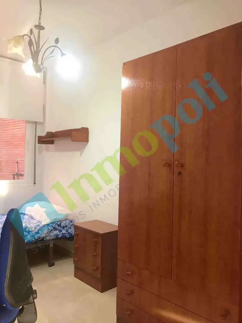 Schlafzimmer von Wohnung zur Miete in Badajoz mit Klimaanlage, Möbliert und Ofen