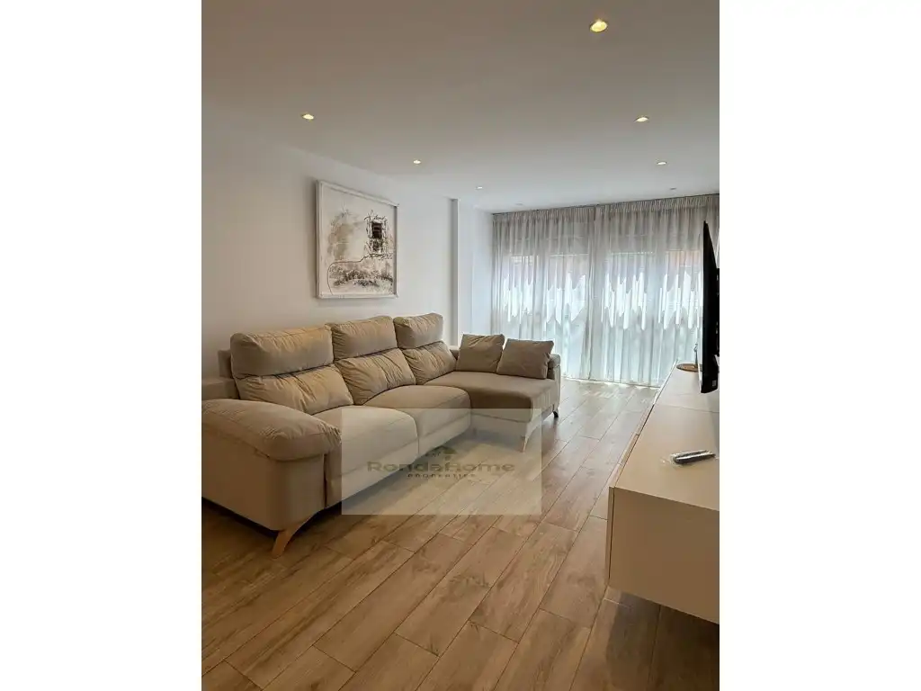 Wohnung zur Miete in Calle Camilo Jose Cela, Puerto Deportivo