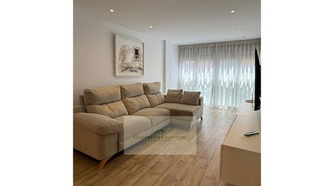 Photo 2 of Flat for rent in Calle Camilo Jose Cela, Centro ciudad, Fuengirola