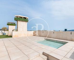 Swimming pool of Attic for sale in  Barcelona Capital  with Air Conditioner, Heating and Private garden