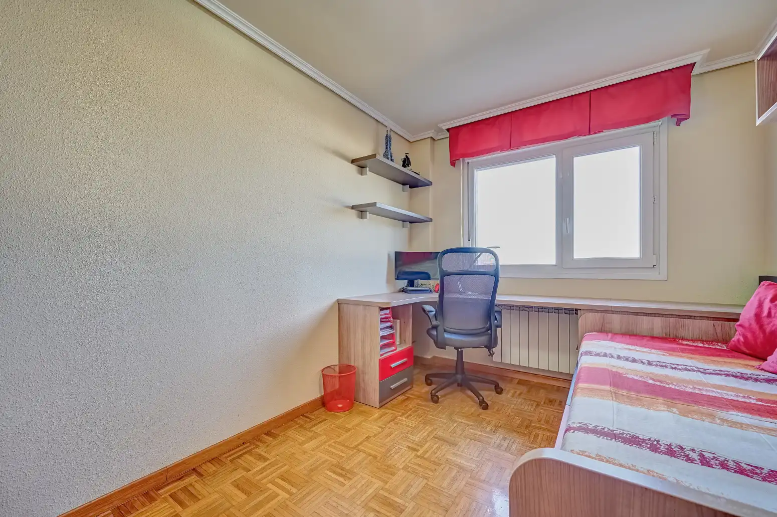 Habitación de Piso en venta en Ansoáin / Antsoain con Calefacción, Parquet y Trastero