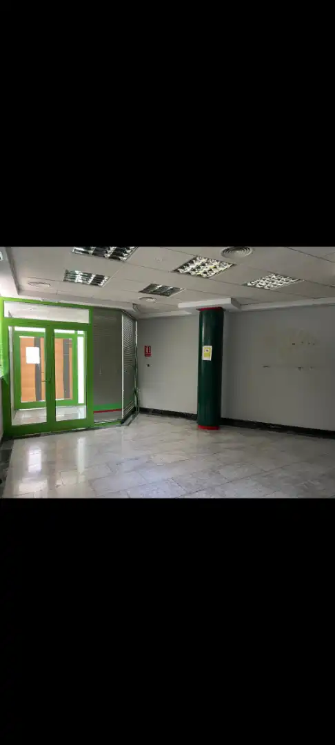 Gewerbefläche zum Verkauf in Avenida de Andalucia, imagen 3