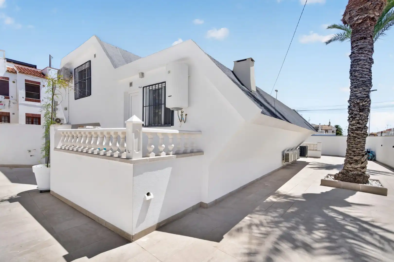 Chalet con terraza en venta en Playa de los Locos, imagen 33
