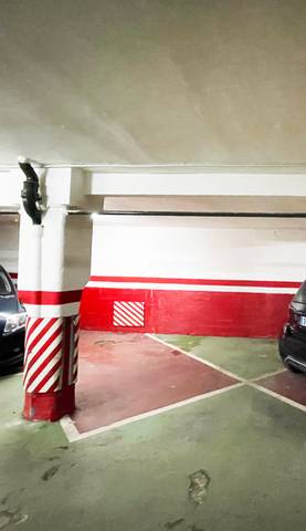 Garaje en Venta en Calle de Quintana en Argüelles