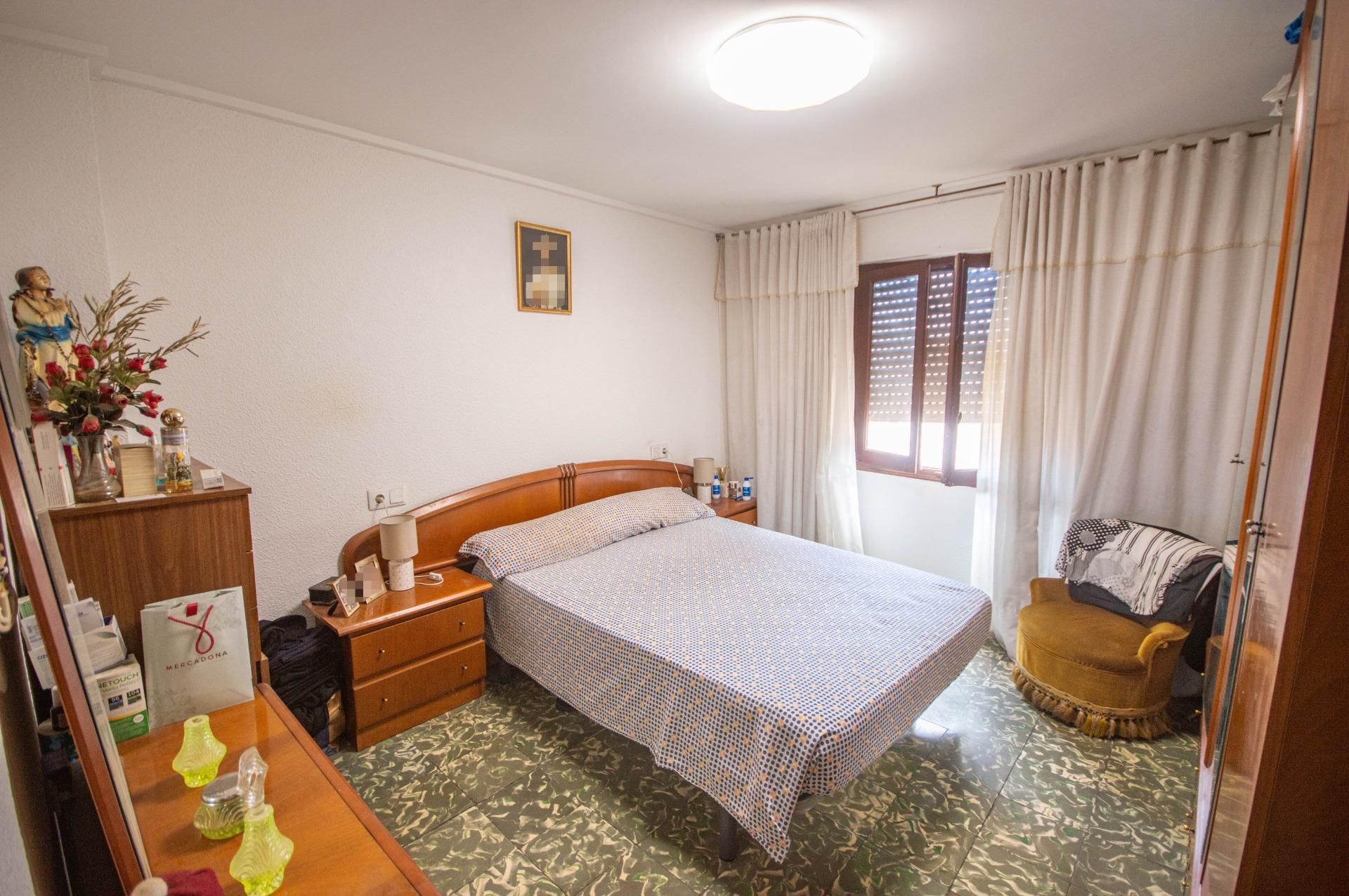 Bedroom of Flat for sale in Elda  with Terrace and Balcony