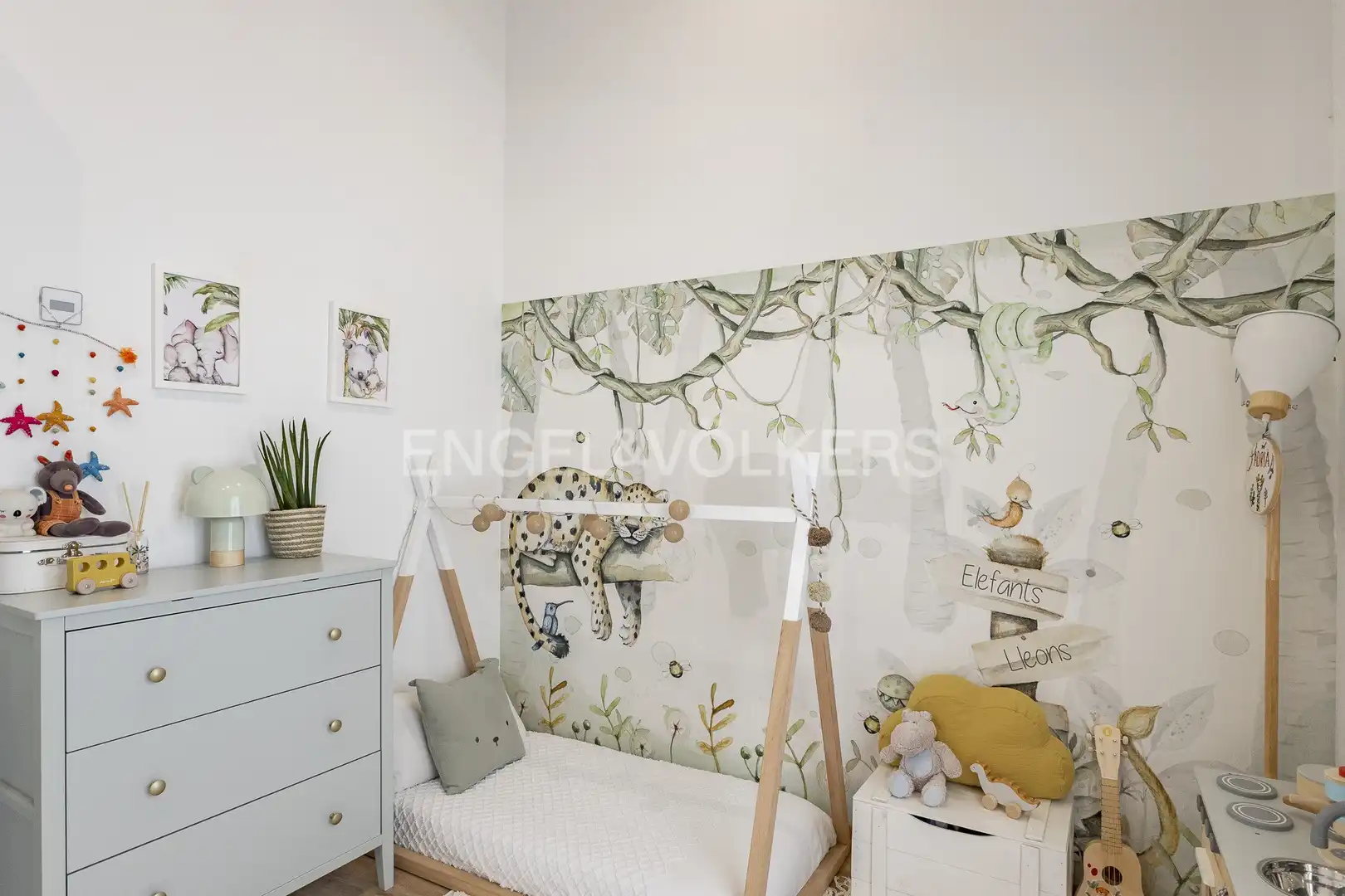 Bedroom of Houses for sale in Molins de Rei, Barcelona