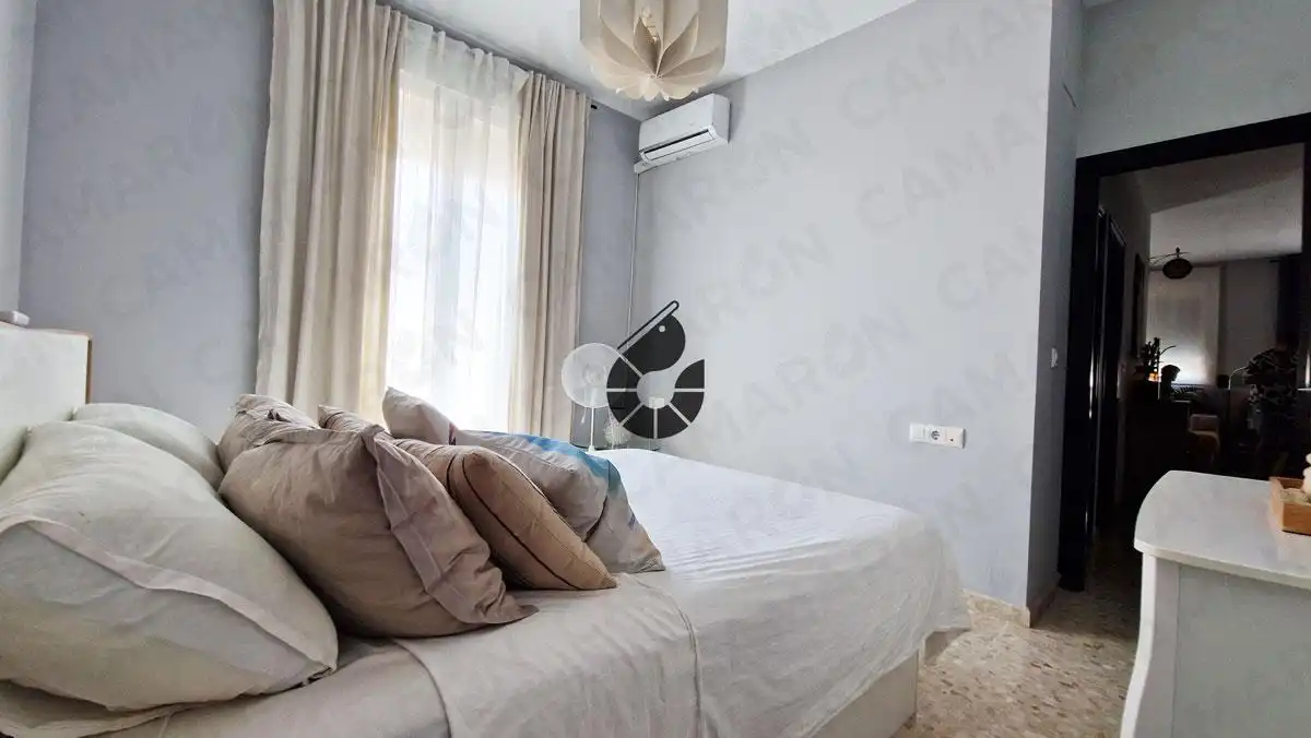 Habitación de Piso en venta en Coria del Río con Aire acondicionado, Terraza y Balcón