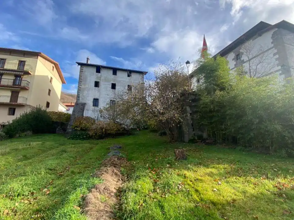 Casa o xalet en venda en Berastegi amb Jardí privat i Traster