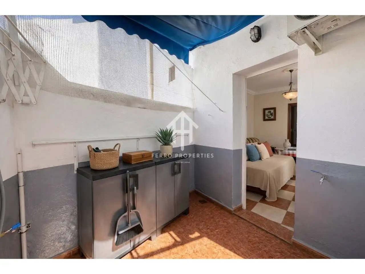 Exterior view of Flat for sale in Loja  with Terrace, Storage room and Furnished