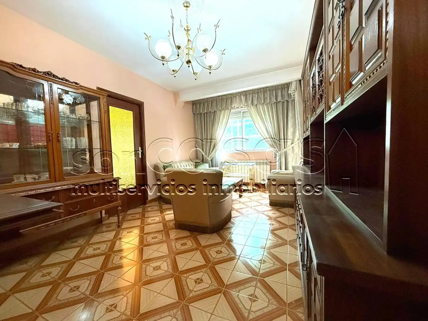 Living room of Flat for sale in Alcorcón  with Heating, Terrace and Furnished