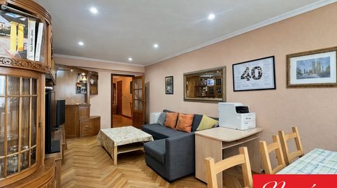 Foto 2 de Piso en venta en Avenida Da Florida, 20, As Travesas - Balaídos, Vigo