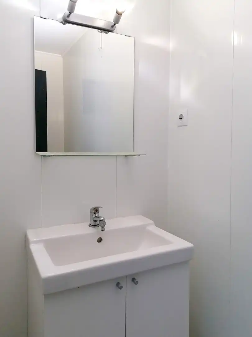 Bathroom of Commercial properties for rent in Sant Andreu de Llavaneres  with Air Conditioner, Heating and Parquet flooring