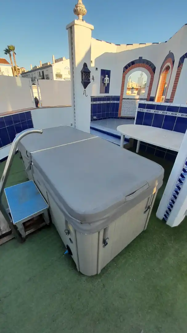 Piscina de Casa o xalet en venda en Vélez-Málaga amb Aire condicionat, Calefacció i Jardí privat
